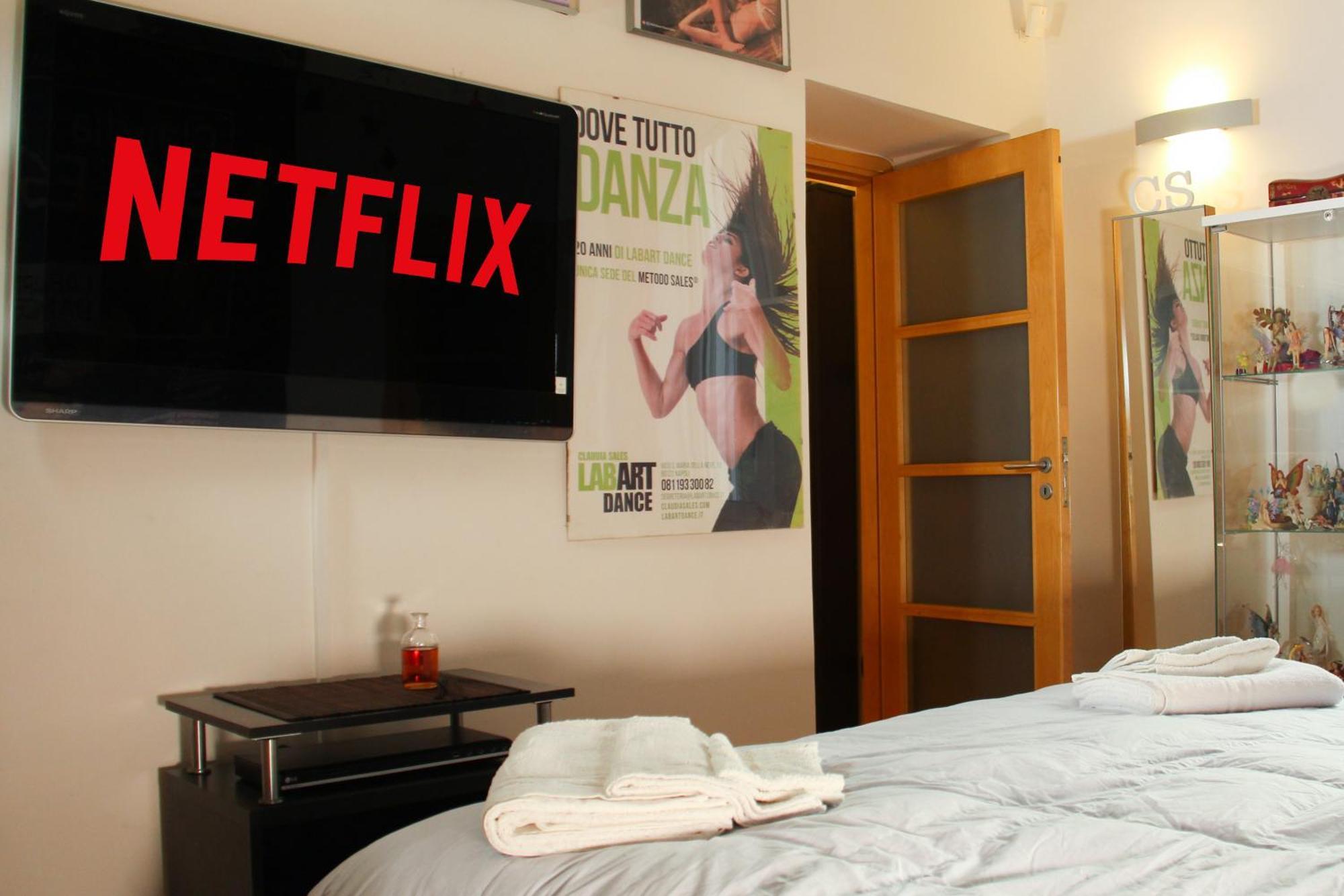 Metro Amedeo - Stanza Privata Con Vasca Idromassaggio Homestay Naples