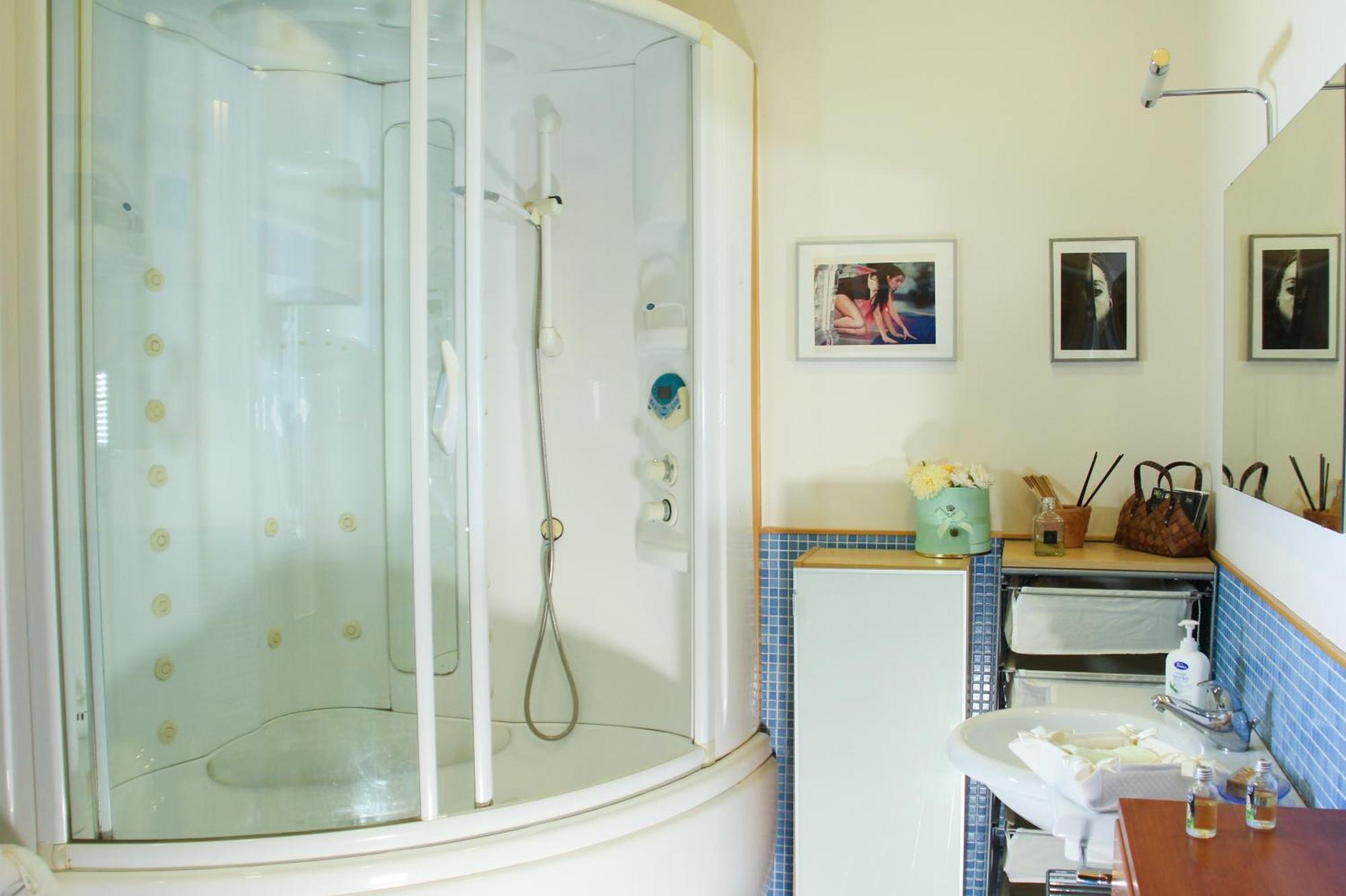 Homestay Metro Amedeo - Stanza Privata Con Vasca Idromassaggio *